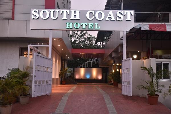 Hotel South Coast Navi Mumbai Esterno foto